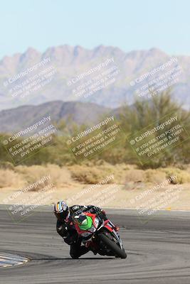 media/Nov-16-2025-Race Pace (Sun) [[8c5fa54630]]/Non Verified Riders (1st 20 Minutes)/2-Turn 10 (1010am)/